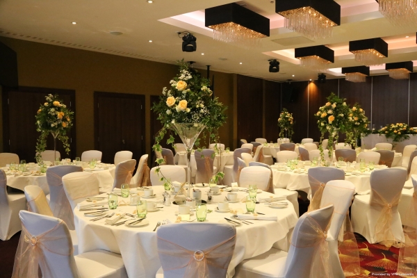 Holiday Inn LONDON - KENSINGTON HIGH ST. (London)